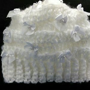 Babies hat and booties any color